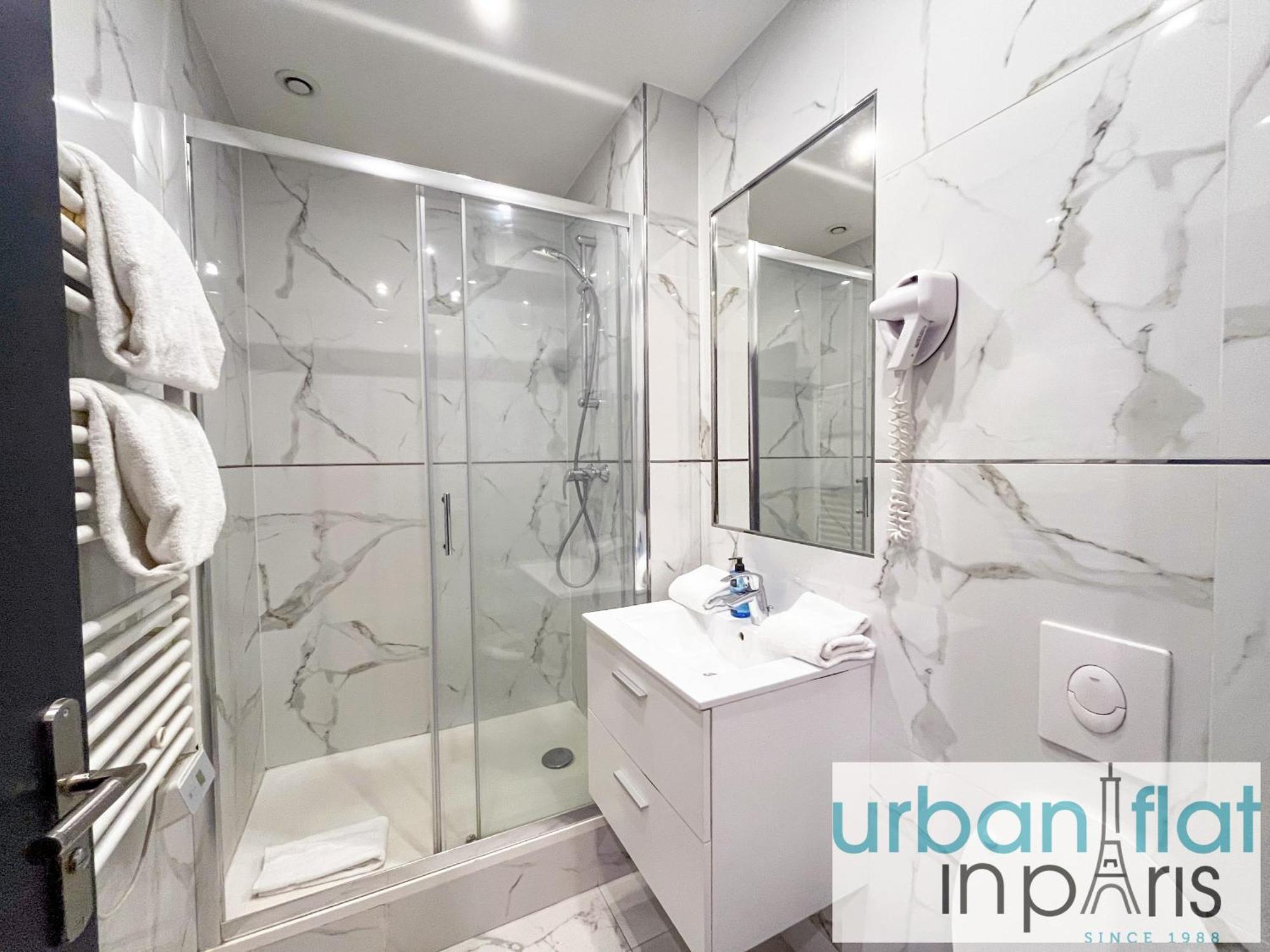 81 - Paris Luxe Sebastopol Экстерьер фото