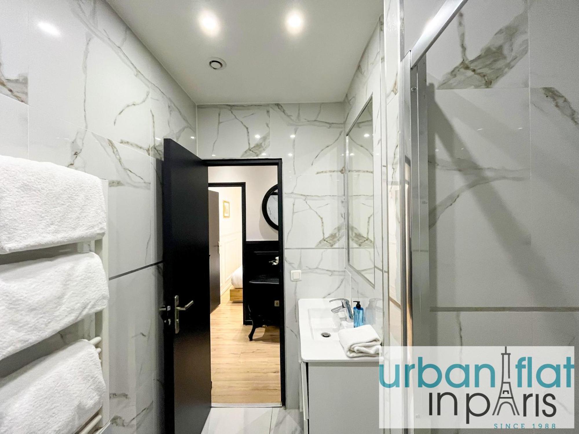 81 - Paris Luxe Sebastopol Экстерьер фото